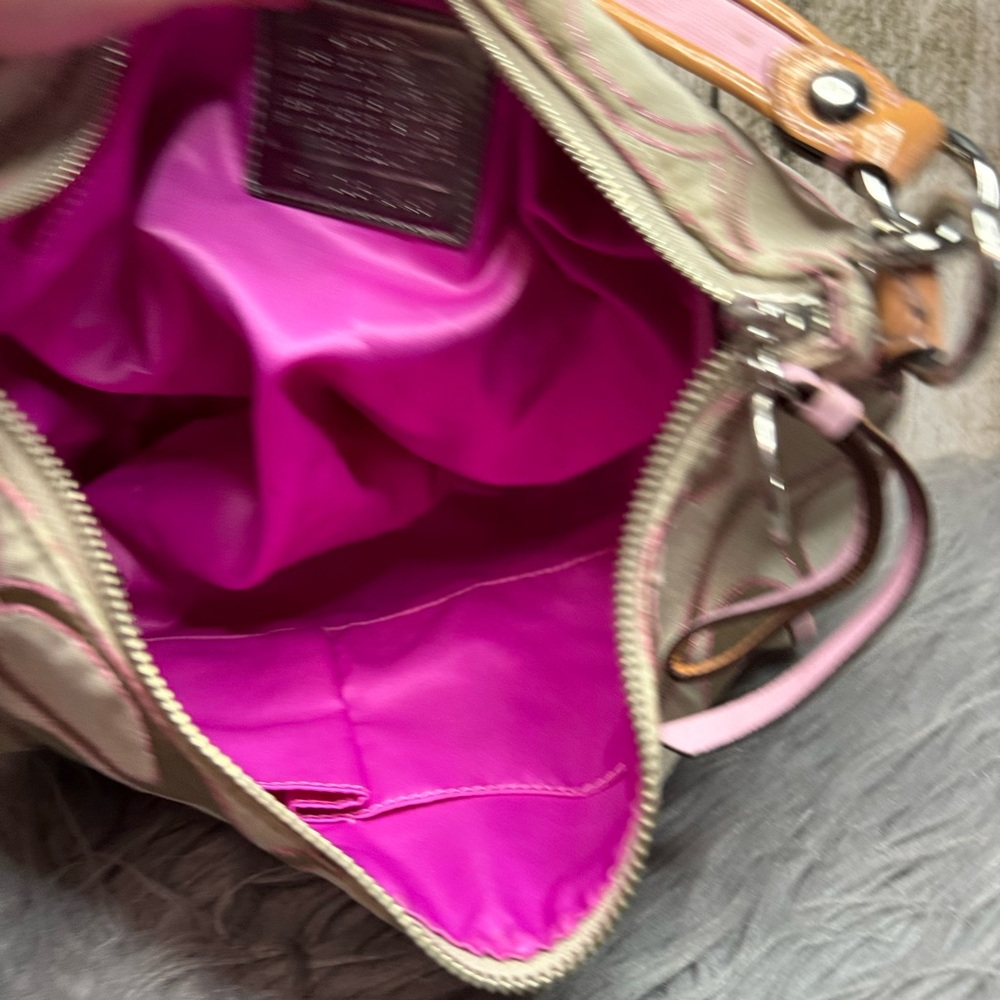 SOLD—— COACH - Shoulder bag - Picture 11 of 15
